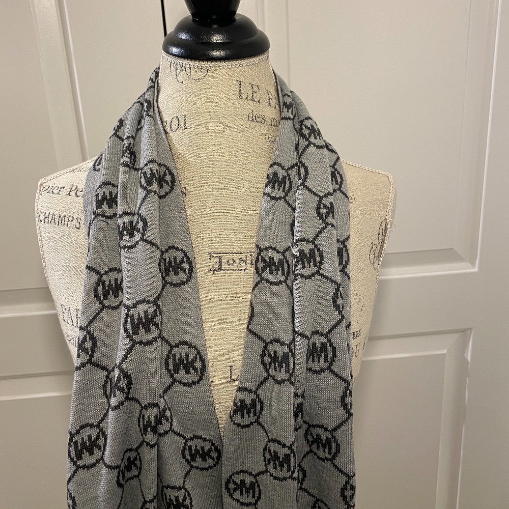 Michael Kors Grey Scarf